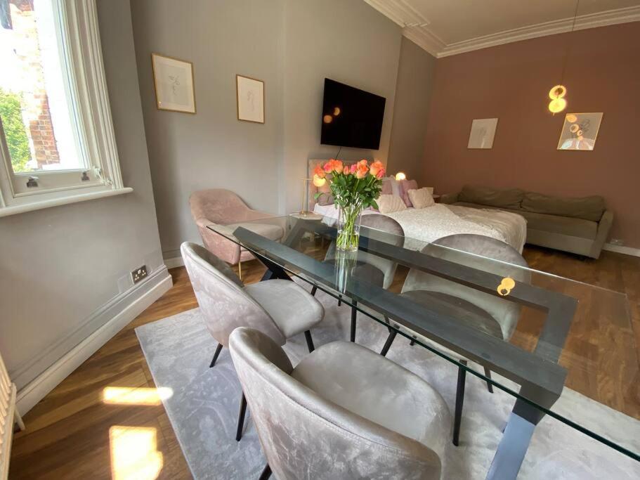 Studio For 3 Near Regents Park N5 ลอนดอน ภายนอก รูปภาพ