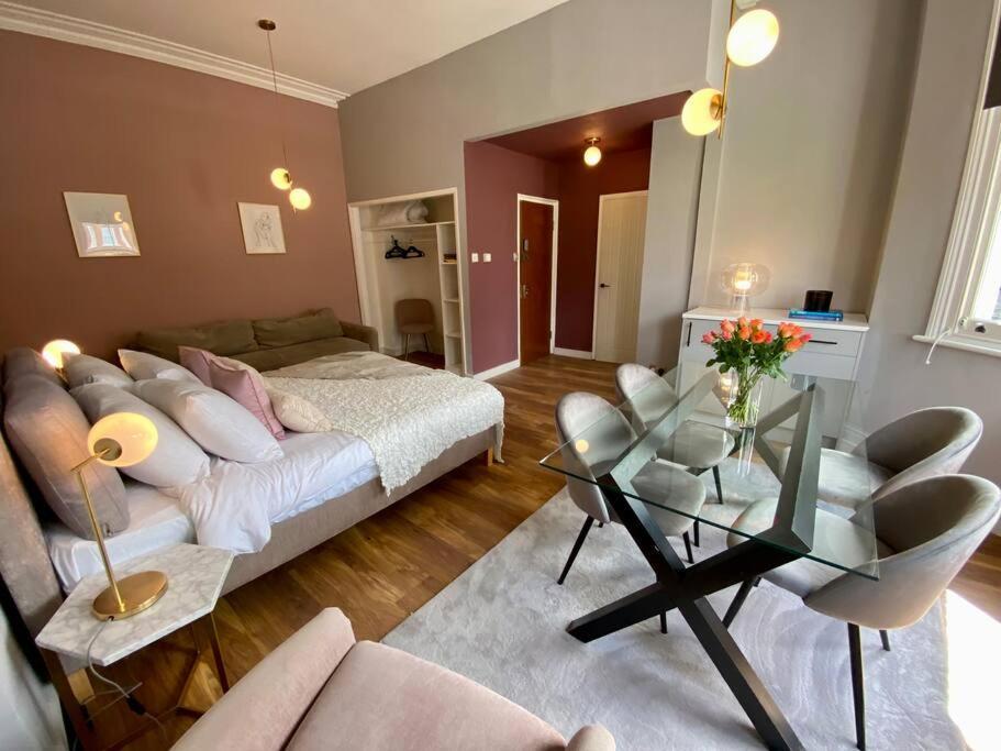 Studio For 3 Near Regents Park N5 ลอนดอน ภายนอก รูปภาพ