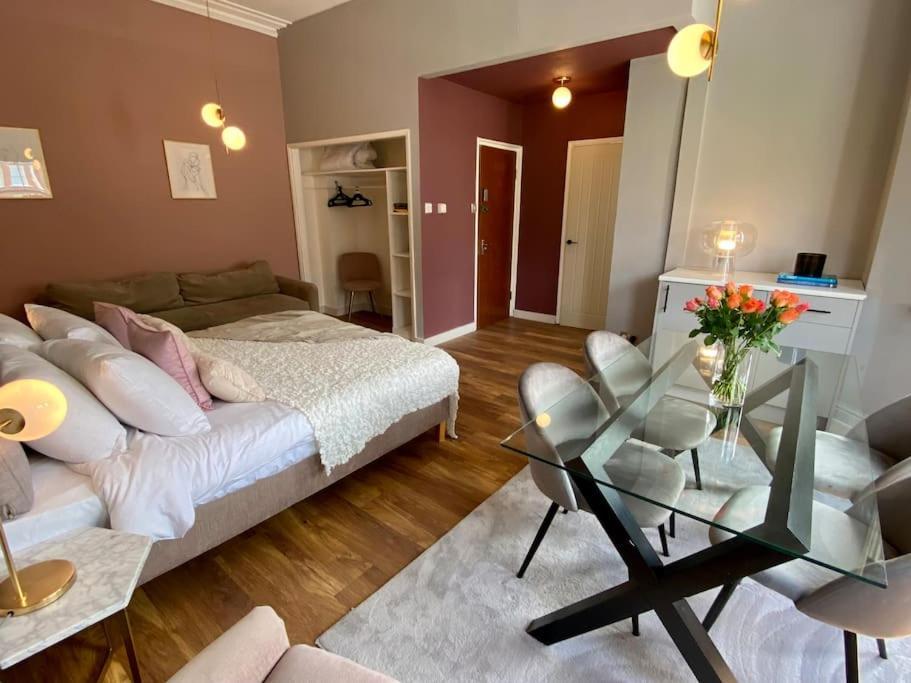 Studio For 3 Near Regents Park N5 ลอนดอน ภายนอก รูปภาพ