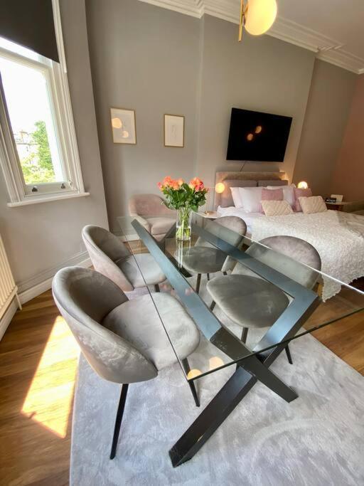 Studio For 3 Near Regents Park N5 ลอนดอน ภายนอก รูปภาพ
