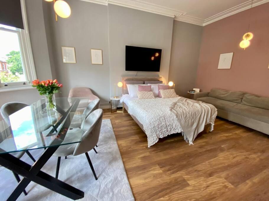 Studio For 3 Near Regents Park N5 ลอนดอน ภายนอก รูปภาพ
