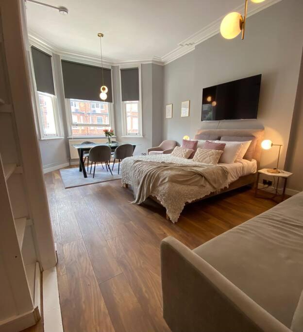 Studio For 3 Near Regents Park N5 ลอนดอน ภายนอก รูปภาพ